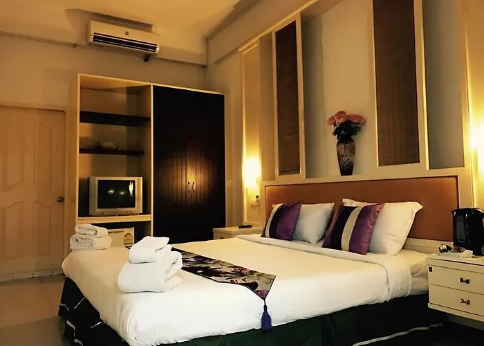 Babylon Hotel 3*